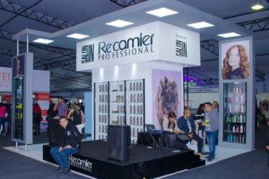 crearqperu-proyectos-diseño-stand-recamier2018-slider-02
